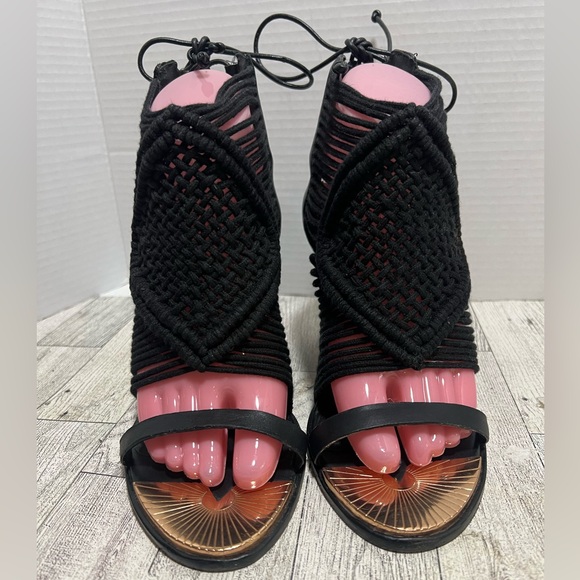 Ivy Kirzhner Mykonos Macrame Rope Sandals black wedge size 8 - Picture 2 of 15